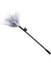 TEASE FEATHER PLUMERO BDSM NEGRO BLANCO